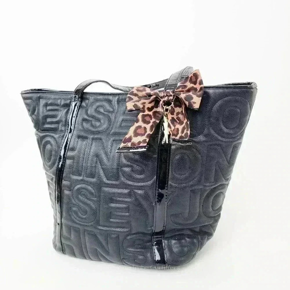 Betsey Johnson Logo Quilted Tote Bag - Picture 2 of 11